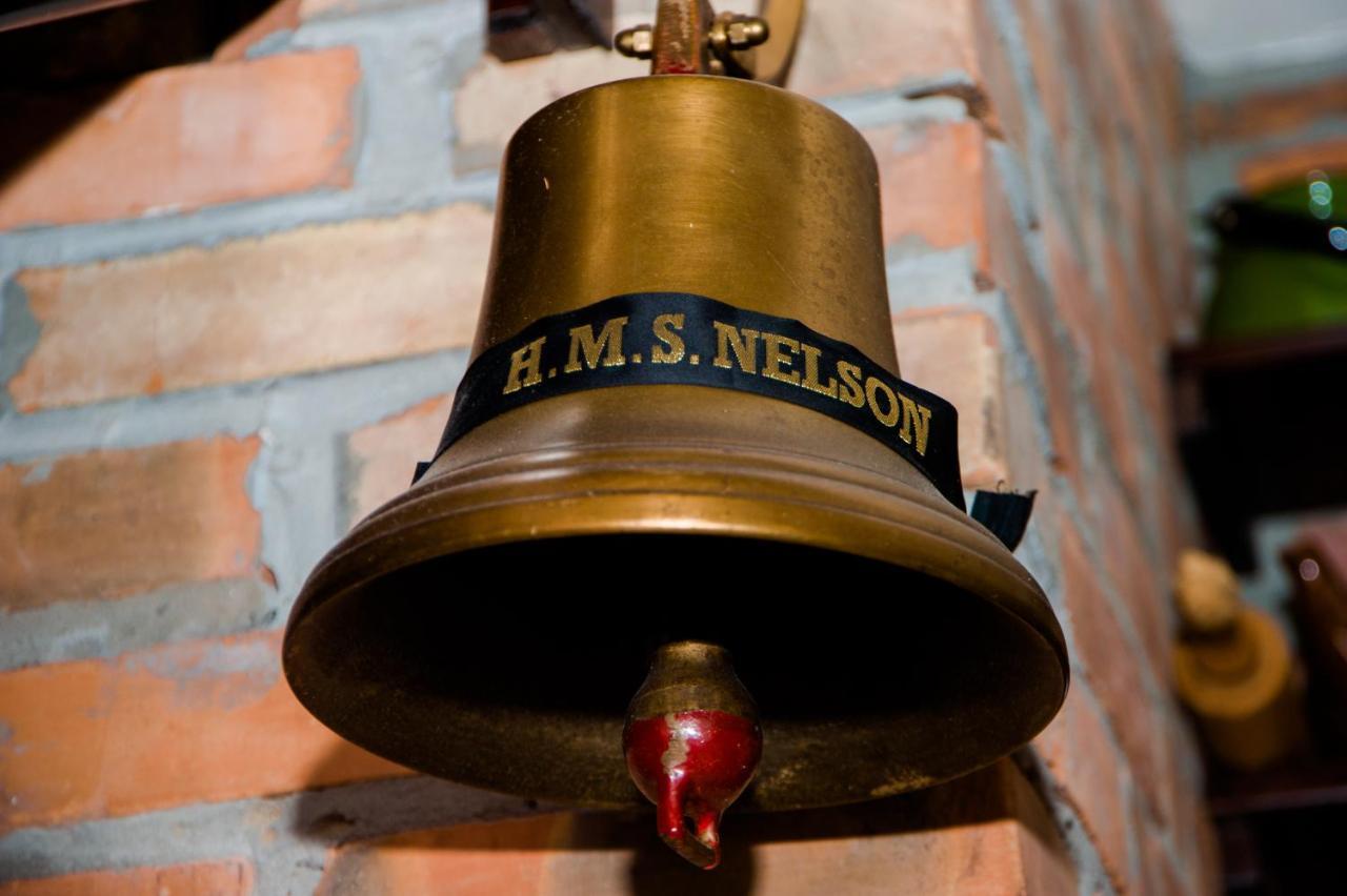 & Restaurant Admiral Nelson Villaer *