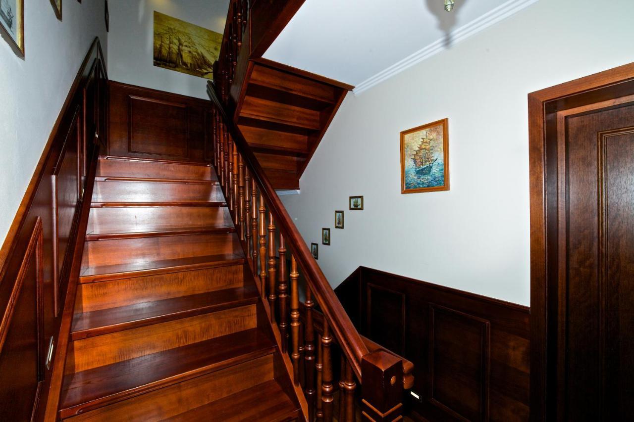 & Restaurant Admiral Nelson Villaer